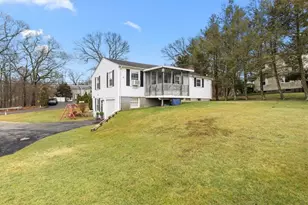 328 New London Ave, West Warwick, RI 02893 - Photo 6