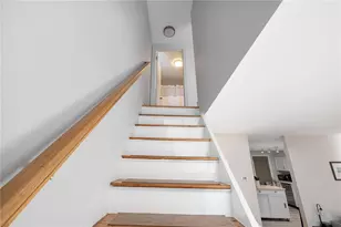 7 Bay Ave, Barrington, RI 02806 - Photo 14