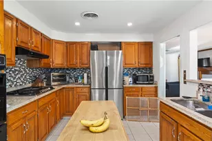 71 Bent Rd, East Providence, RI 02916 - Photo 6