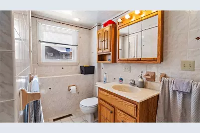 71 Bent Road, East Providence, RI 02916 - Photo 26