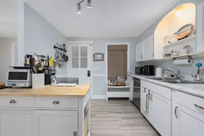 7 Bay Avenue, Barrington, RI 02806 - Photo 10