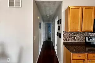 19 Marques St, Cumberland, RI 02864 - Photo 8