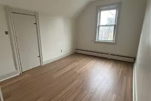 22 Heaton St, Pawtucket, RI 02860 - Photo 8