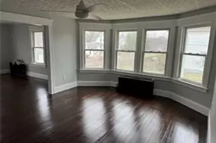 40 Pleasant St, Westerly, RI 02891 - Photo 12