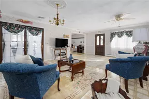 39 Holiday Ave, Warwick, RI 02888 - Photo 6