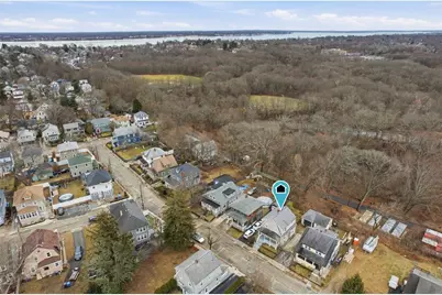 29 Malvern Avenue, Cranston, RI 02905 - Photo 4