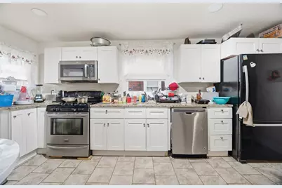 175 Montgomery Avenue, Providence, RI 02905 - Photo 8