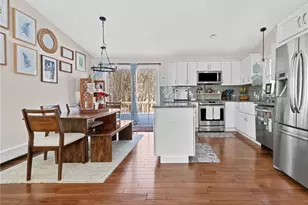 16 Sweetwater Dr, Coventry, RI 02816 - Photo 4