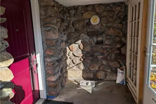 56 Mailloux St, Woonsocket, RI 02895 - Photo 14