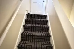 132 Pavilion Ave, Providence, RI 02905 - Photo 2