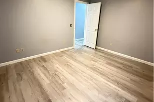 132 Pavilion Ave, Providence, RI 02905 - Photo 12