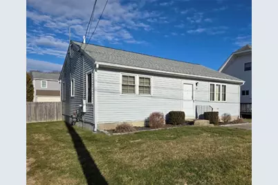 39 Elizabeth Road, Narragansett, RI 02882 - Photo 1