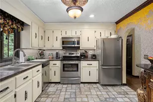 28 Weaver Hill Rd, West Greenwich, RI 02817 - Photo 8