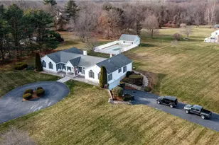 87 Mann School Rd, Smithfield, RI 02917 - Photo 4