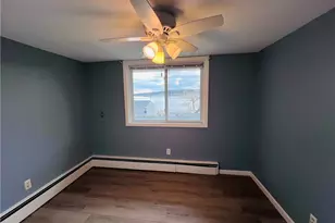 93 Grand View Dr, Warwick, RI 02886 - Photo 14