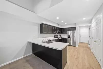 3524 West Shore Road #503, Warwick, RI 02886 - Photo 14