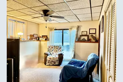 139 Suffolk Avenue, Pawtucket, RI 02861 - Photo 16