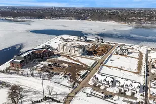 141 E Pt Dr, East Providence, RI 02916 - Photo 20