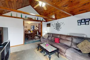 14 Jones Ave, Pawtucket, RI 02861 - Photo 10