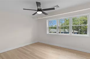 39 N Cornell Ave, Warren, RI 02885 - Photo 18