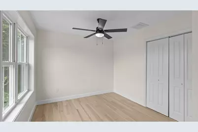 39 N Cornell Avenue, Warren, RI 02885 - Photo 16