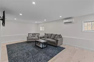 41 N Cornell Ave, Warren, RI 02885 - Photo 24