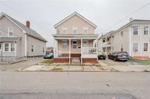 103 Newton St, Pawtucket, RI 02860 - Photo 1