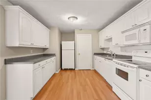 300 Smithfield Rd, North Providence, RI 02904 - Photo 6