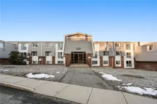 300 Smithfield Rd, North Providence, RI 02904 - Photo 18