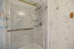 35 Cathy Cir, Portsmouth, RI 02871 - Photo 18