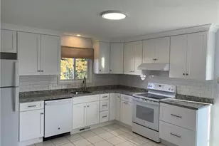 14 Ferncrest Dr, Johnston, RI 02919 - Photo 2