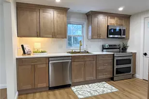 122 Elder St, Lincoln, RI 02865 - Photo 4