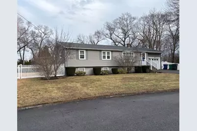 63 Ramblewood Drive, Warwick, RI 02889 - Photo 2