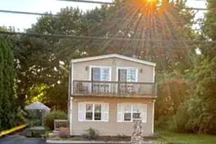 844 Boston Neck Rd, Narragansett, RI 02882 - Photo 22