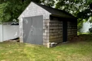 844 Boston Neck Rd, Narragansett, RI 02882 - Photo 26