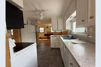 64 Cliffside Drive, Cranston, RI 02920 - Photo 18