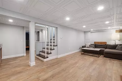 4 Mount Avenue, Providence, RI 02906 - Photo 34