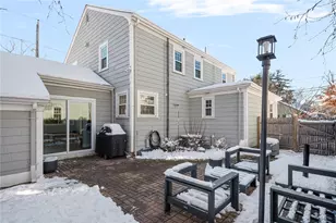 4 Mt Ave, Providence, RI 02906 - Photo 38