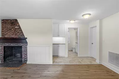 596 Metacom Avenue, Warren, RI 02885 - Photo 8