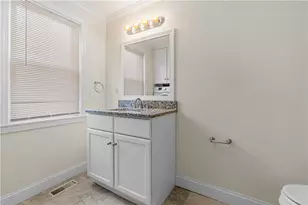 596 Metacom Ave, Warren, RI 02885 - Photo 10