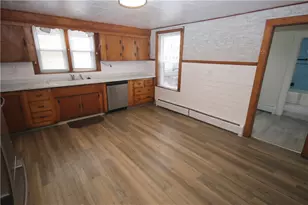 43 Congregational St, Bristol, RI 02809 - Photo 2