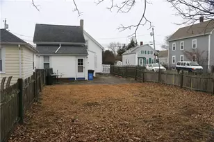 43 Congregational St, Bristol, RI 02809 - Photo 16