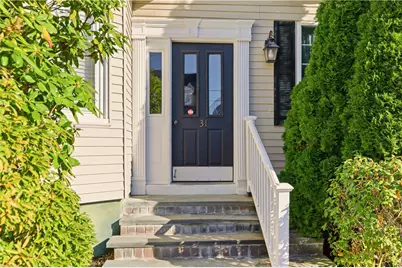 31 Bayside Avenue #4, Newport, RI 02840 - Photo 2
