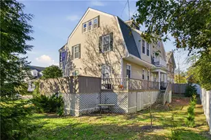 31 Bayside Ave, Newport, RI 02840 - Photo 24