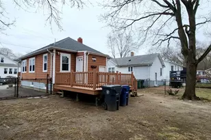 35 Transit St, Warwick, RI 02889 - Photo 4