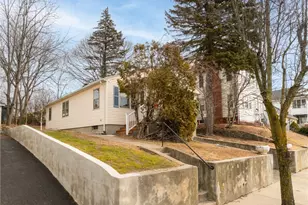 1189 Smith St, Providence, RI 02908 - Photo 2