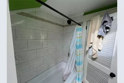 7 Boulevard East Boulevard, Middletown, RI 02842 - Photo 12