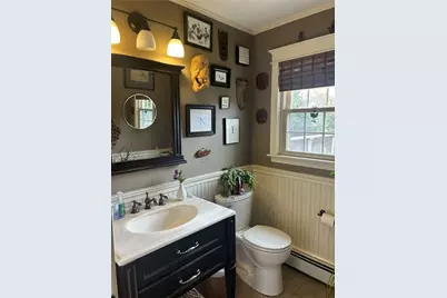 7 Boulevard East Boulevard, Middletown, RI 02842 - Photo 24