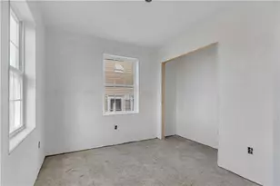 86 Lynch St, Providence, RI 02908 - Photo 16