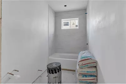 86 Lynch Street, Providence, RI 02908 - Photo 14